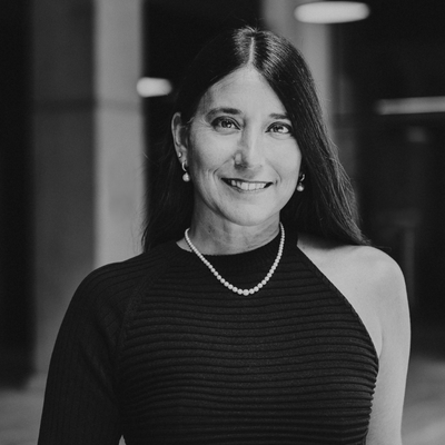 Alejandra Amenábar